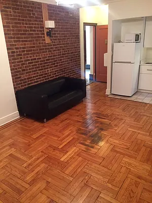 Rented by CENTURY 21 Sunny Gardens Realty, Inc. | media 6