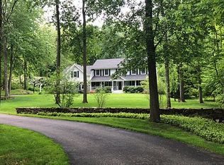 23 Colonial Dr, Katonah, NY 10536