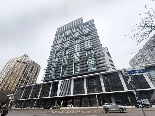4955 Yonge St, Toronto, ON