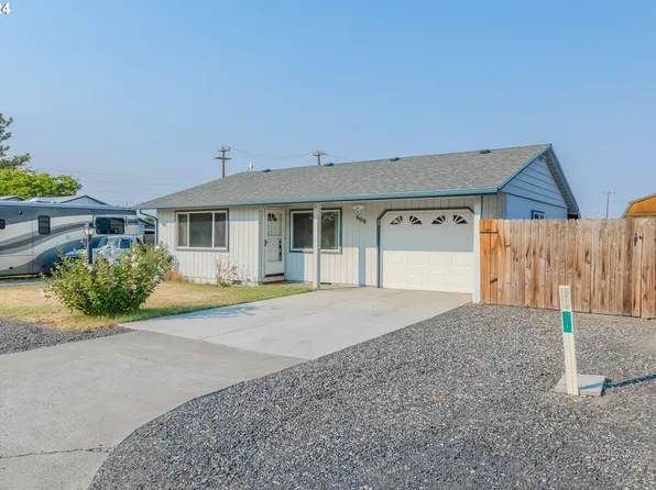609 Pomono Dr, Umatilla, OR 97882