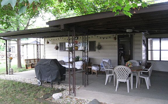 4th image of 407 Burke Dr