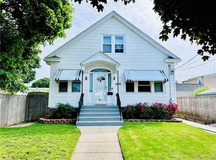 105 Overland Ave, Cranston, RI 02910