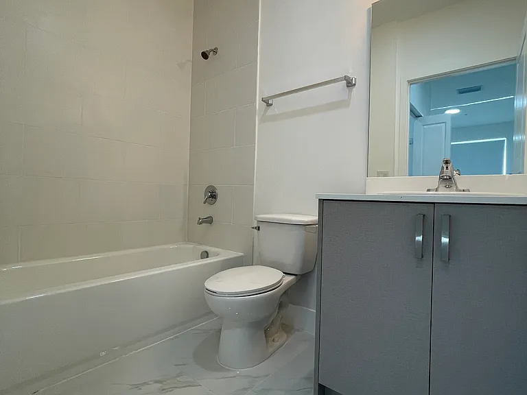 1275 W 26th Pl #E26 — Photo 9