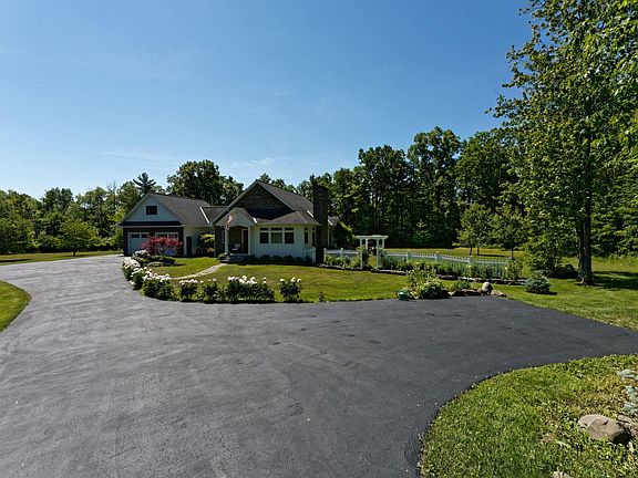 3rd image of 6083 Scotch Ridge Rd