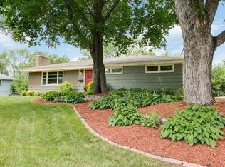 4500 111th St W, Bloomington, MN 55437