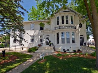 202 W Maple Ave, Beaver Dam, WI 53916