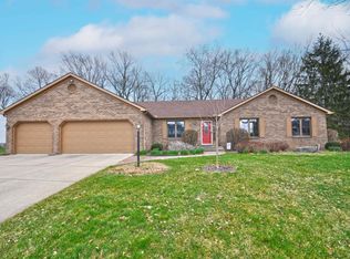 52388 Silverleaf Ct, Granger, IN 46530