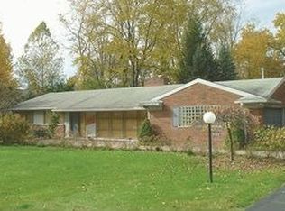 3107 Upton Dr, Troy, MI 48084