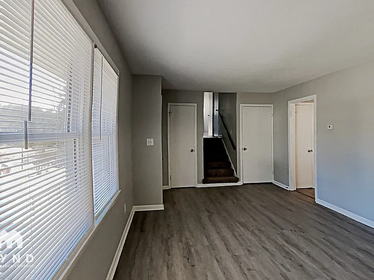 5279 Joan Of Arc Pl — Photo 5