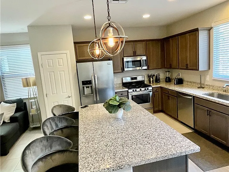 173 Elexese Ct — Photo 4