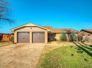 207 Klondike Dr, Yukon, OK 73099
