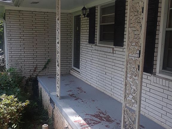 2nd image of 2845 Davidson Dr