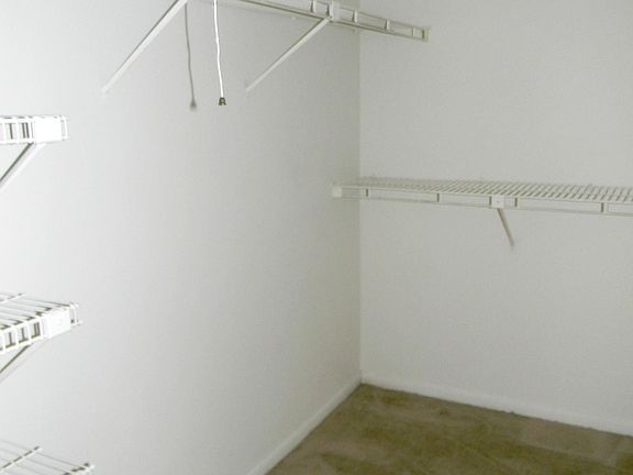 5th image of 12366 Creek Run Dr APT B