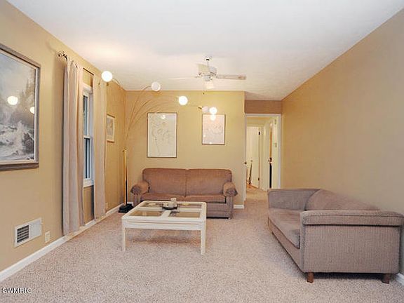 4th image of 4960 Vernor Ave NE
