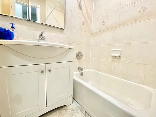 Rented by Voro NYC | media 13