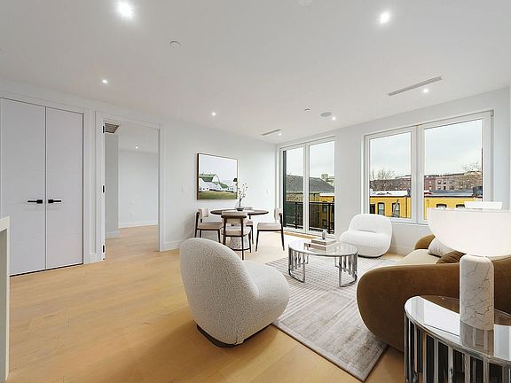 5th image of 1624 Jefferson Ave #2A
