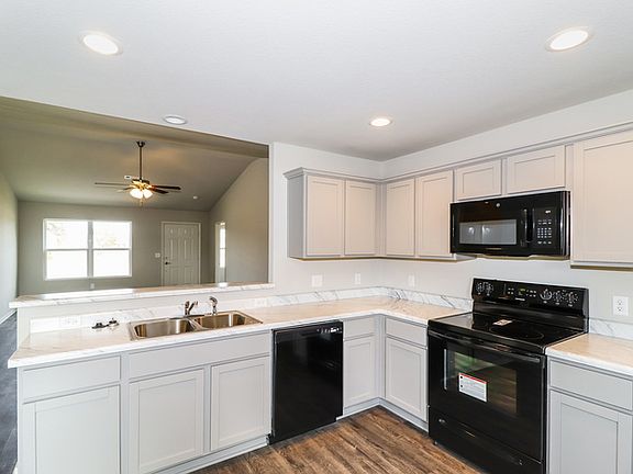 3rd image of 12308 Vernonia Dr