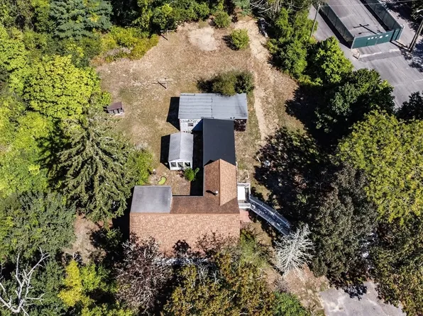 2596 Cranberry Hwy, Wareham, MA 02571