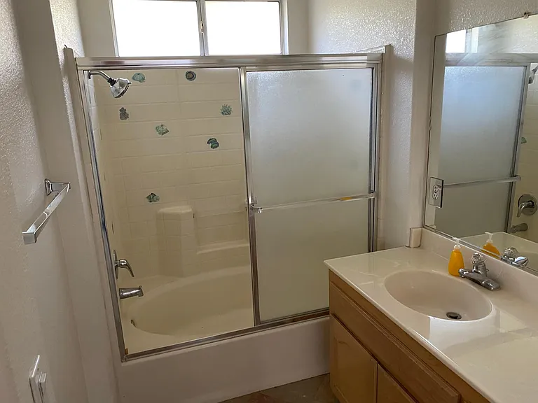 2626 W Ball Rd #H3 — Photo 10