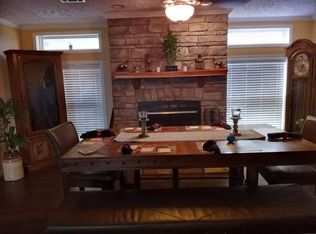 547 New Harmony Loop, Defuniak Springs, FL 32433