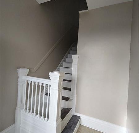 2nd image of 124 7th Ave #2