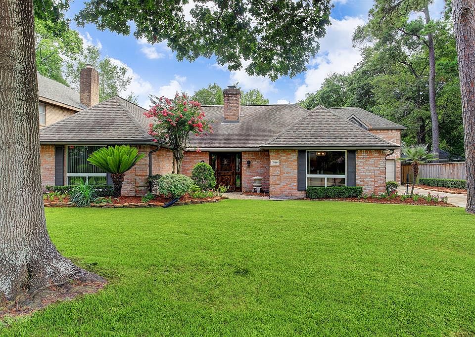 1st image of 7919 Hilshire Green Dr