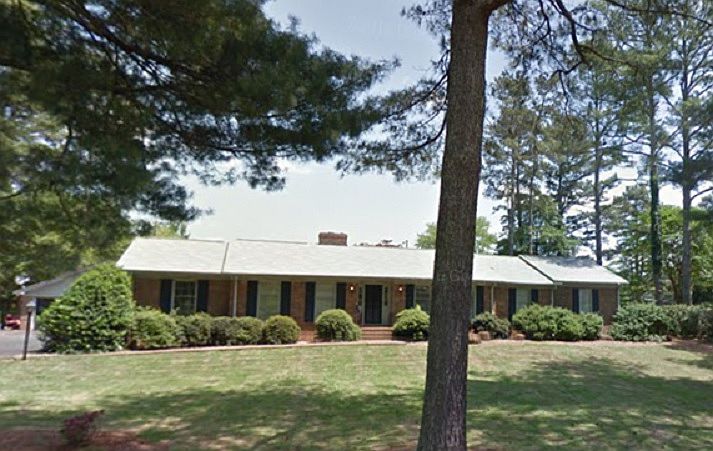 1st image of 631 Hickory Dr