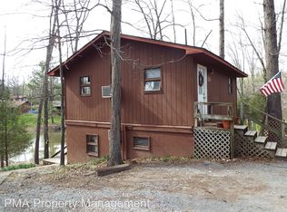 13 Hartford Rd APT B, Makanda, IL 62958