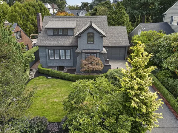 2650 SW Montgomery Dr, Portland, OR 97201