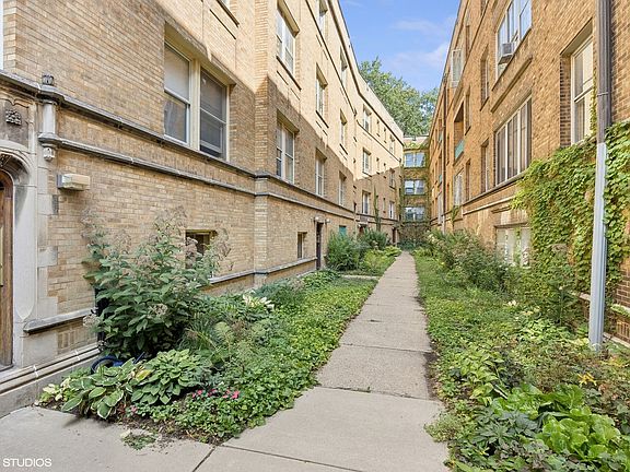 2nd image of 1520 E 59th St #3C
