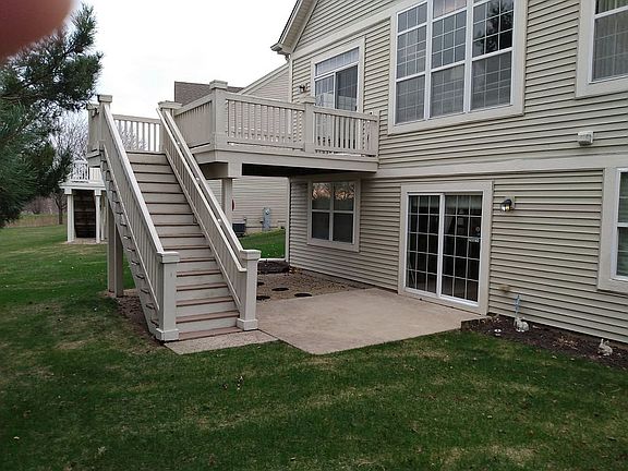 Lower level walk-out patio