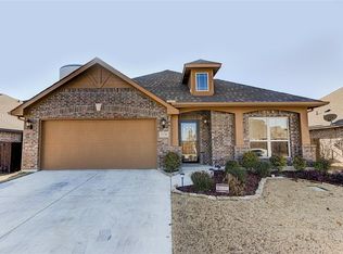 3230 Paisley Dr, Midlothian, TX 76065