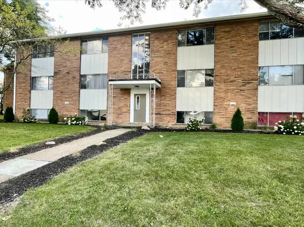 1734 Cromwell Dr, Akron, OH 44313