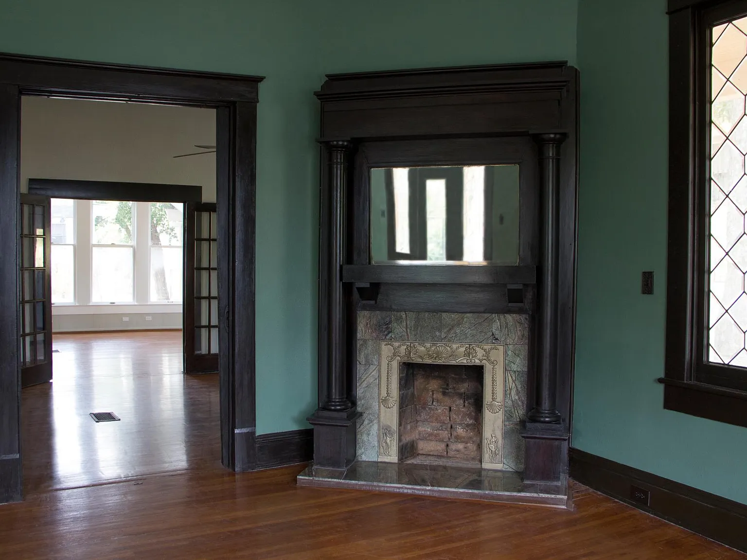 1 bed, 1.5 bath, 1455 sqft, $1,500 — Photo 4