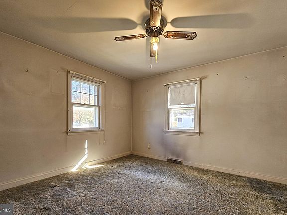 5th image of 1510 Walnut St
