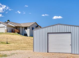 915 S 11th St, Sundance, WY 82729