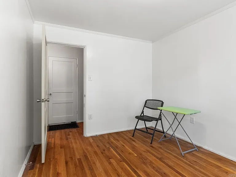 Guest Bedroom II