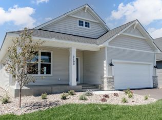 2190 Ridgepointe Dr, Hastings, MN 55033