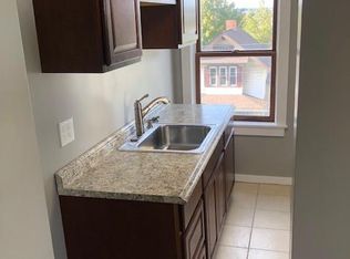 300 3rd St APT C1, Washington, PA 15301