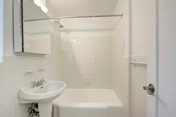 Rented by Argo Residential | media 8