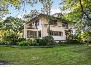 304 Cumnor Rd, Kenilworth, IL 60043