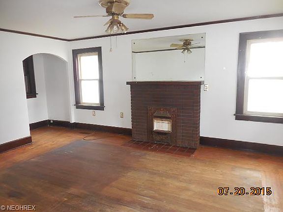 3rd image of 621 Spink St