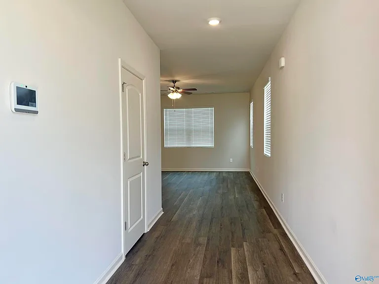 146 Maple Spring Trl — Photo 9