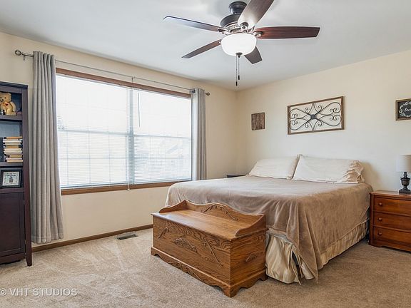 5th image of 4549 Burnham Dr