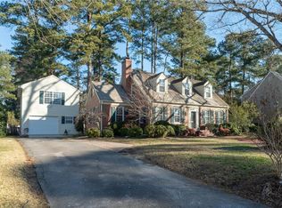 404 W Riverview Dr, Suffolk, VA 23434