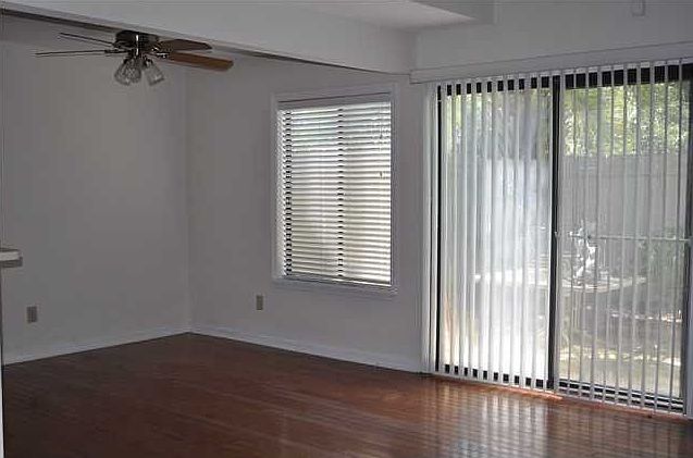 2nd image of 39 Maplecrest Dr