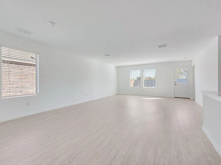 5308 Agalinis Ave — Photo 2