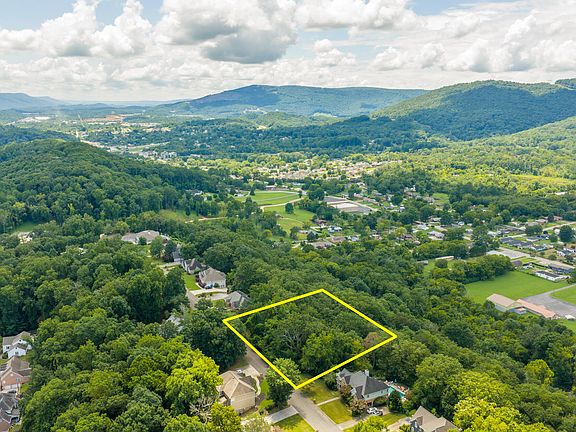 14th image of 3018 Waterfront Ct