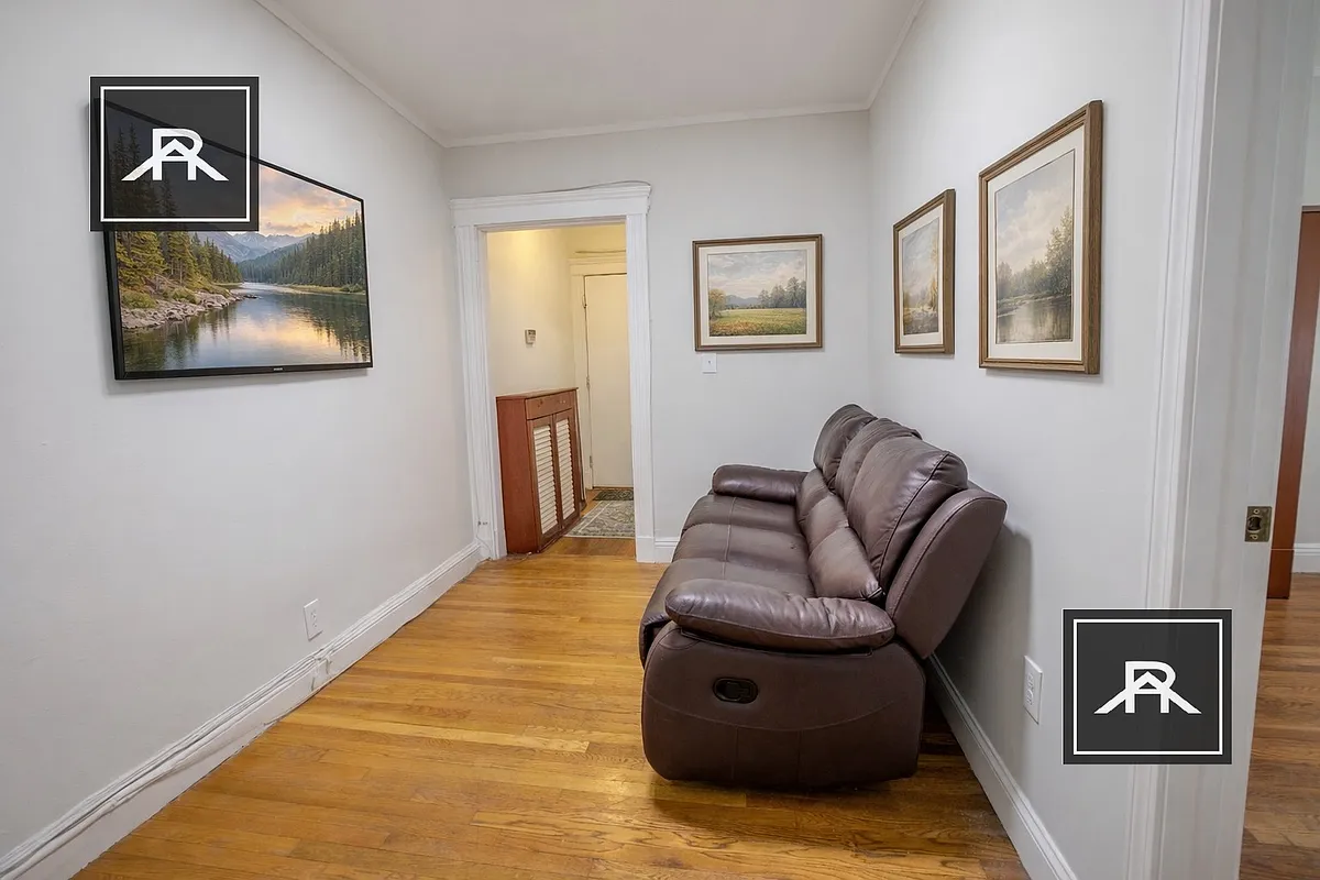 Building Photo - 28 Quint Ave #18