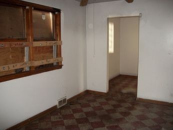 3rd image of 8419 S Kingston Ave